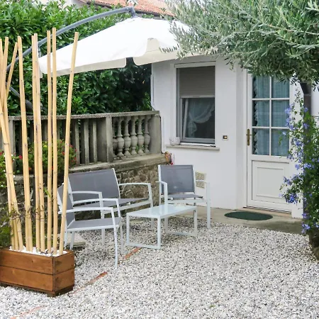 Locazione Turistica Casa Di Lia - Fco100 Apartmán